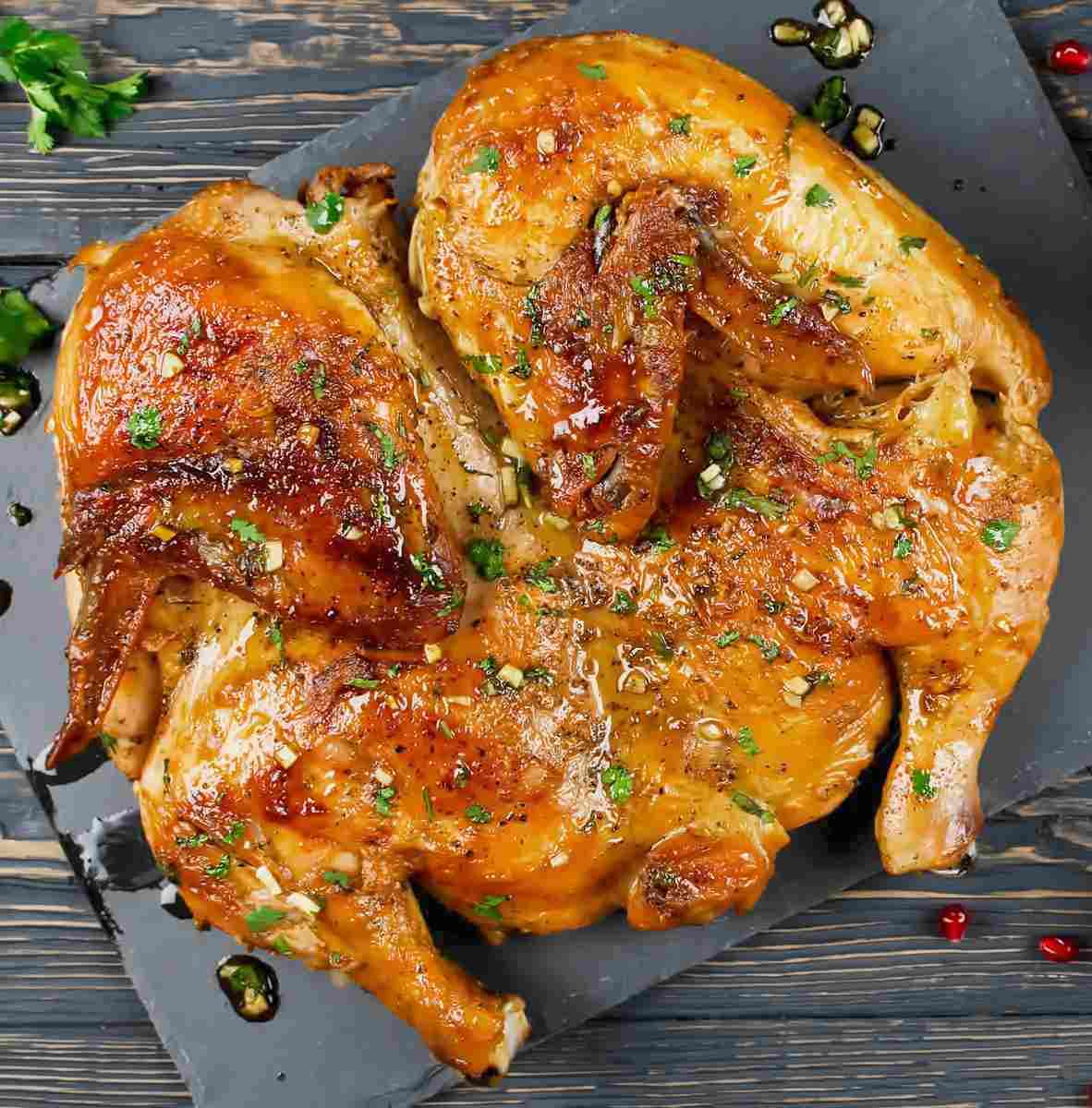 Курча на мангалі